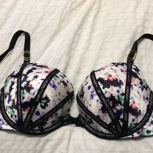 Victoria Secret Very Sexy Push Up